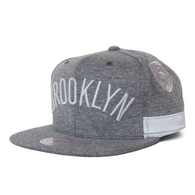 Mitchell&Ness ミッチェルアンドネス NETS ネッツ NBA キャップ Amazon.com: Mitchell & Ness Brooklyn Nets Snapback Hat for
