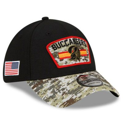 NFL バッカニアーズ キャップ 2021 サルートトゥサービス Salute To Service 39THIRTY Flex ニューエラ/New Era ブラック カモ 21STSC