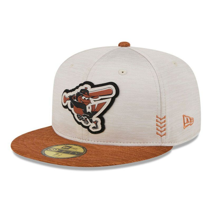 MLB オリオールズ キャップ 2024 クラブハウス Clubhouse 59FIFTY Fitted Hat ニューエラ/New Era ストーン  ブラウン | セレクション | MLB NBA NFL プロ野球グッズ専門店 公式オンラインストア