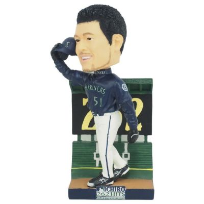 2022 Ichiro bobblehead HOF weekend 8/28/2022 SGA