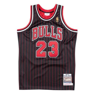 新品本物 NBA ブルズ #23 マイケル・ジョーダン ユニフォーム